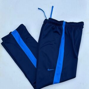 Nike Men's Therma-Fit Knockout
Track Pants